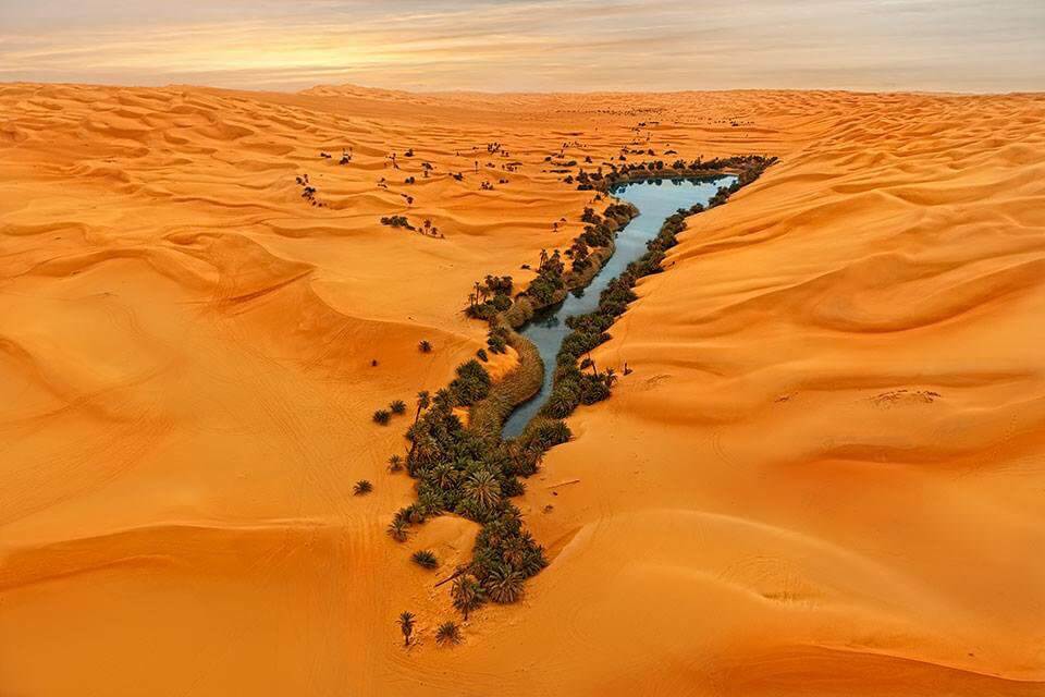 Otherworldly Incantations Desert Worldbuilding Oasis